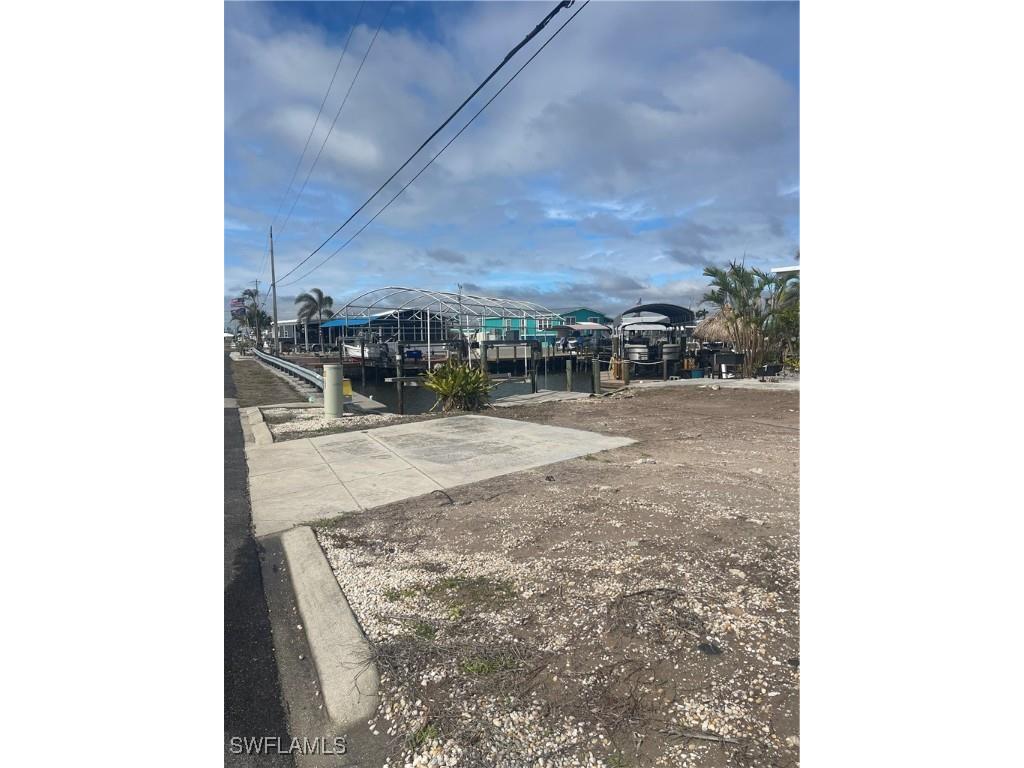 3810 Cherry Estates Parkway Other FL 33956 225006990 image1