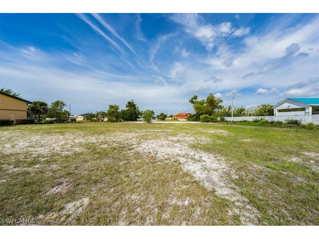 3834 Chiquita Boulevard S Cape Coral FL 33914 224031697 image6