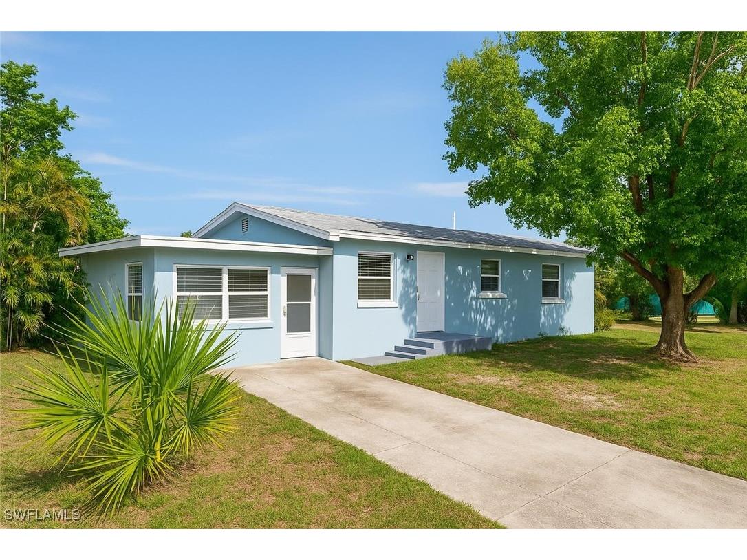 3847 Maxine Street Fort Myers FL 33901 225051827 image1