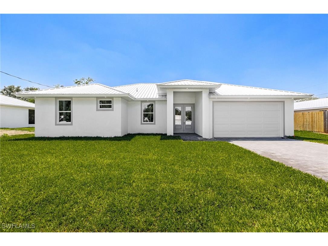 385 4th Avenue Labelle FL 33935 225041715 image1