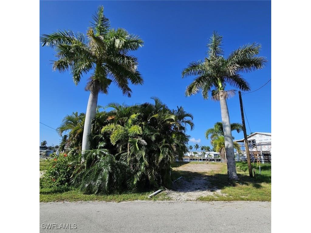 3883 Coconut Drive Saint James City FL 33956 225018910 image8