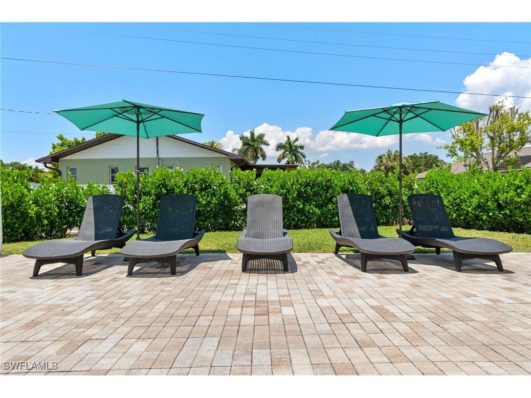 390 Valley Drive Bonita Springs FL 34134 225036887 image17