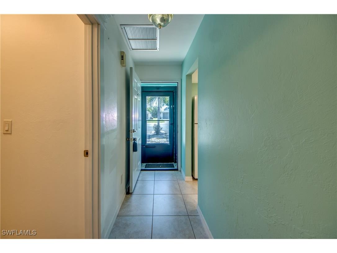 3914 SW 8th Court #103 Cape Coral FL 33914 225046940 image4