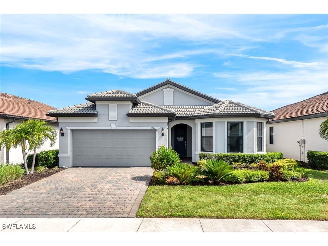 3927 Black Eagle Lane Fort Myers FL 33966 225039406 image1