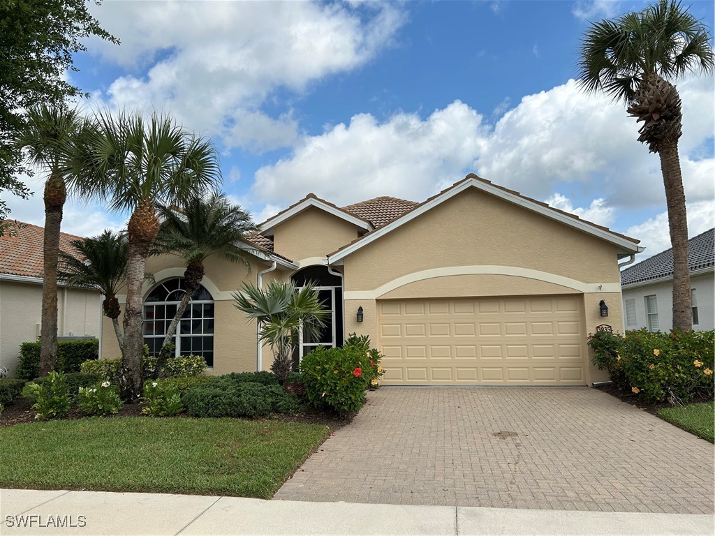 3935 Jasmine Lake Circle Naples FL 34119 225015587 image1