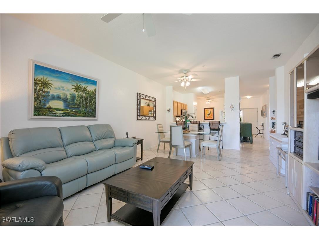 3964 Bishopwood Court E #1-202 Naples FL 34114 225053480 image2