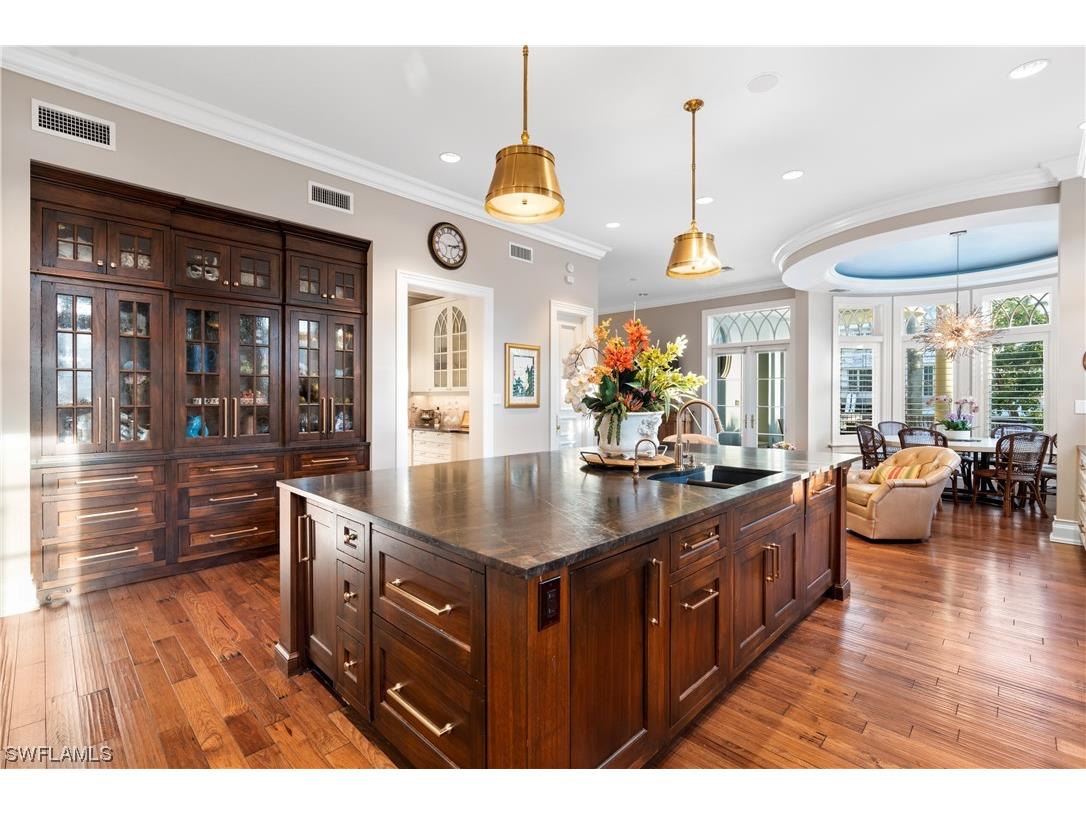 40 5th Avenue S Naples FL 34102 224022030 image12