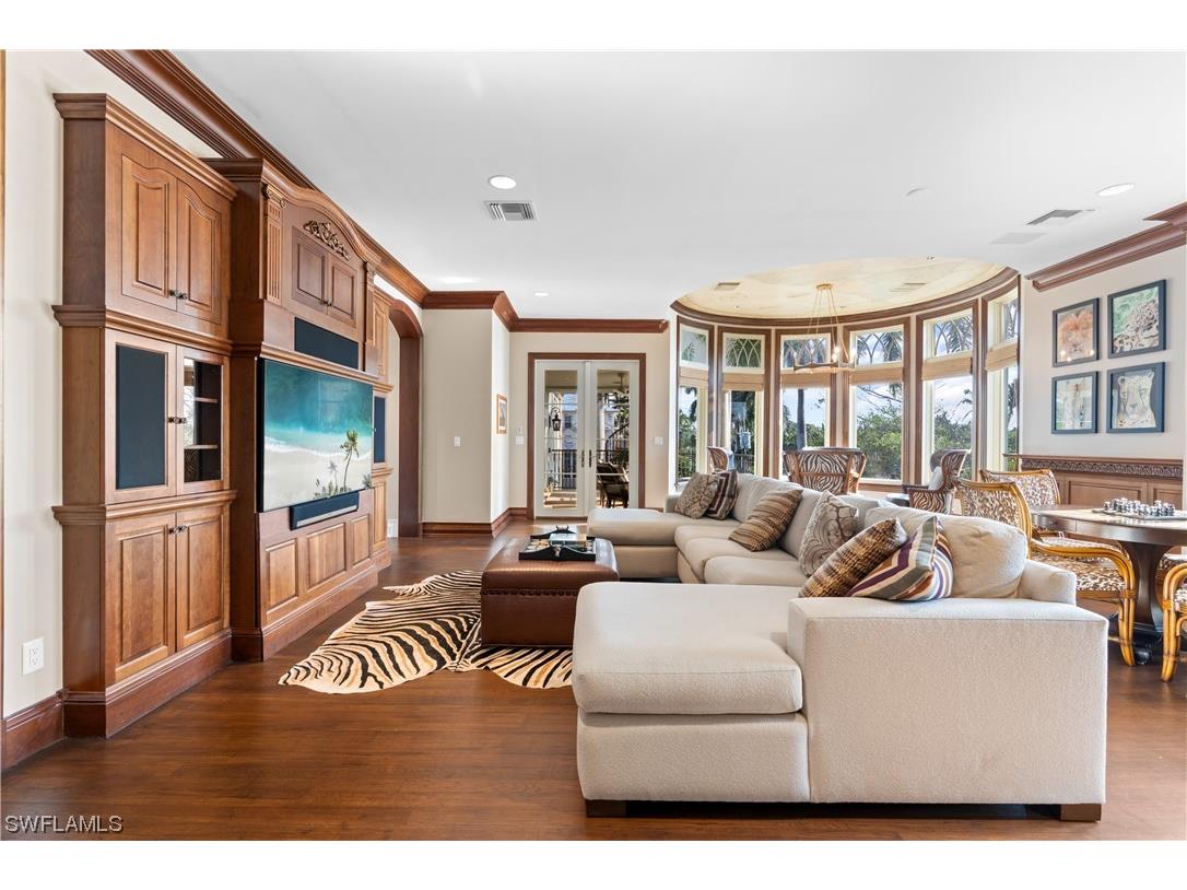 40 5th Avenue S Naples FL 34102 224022030 image20