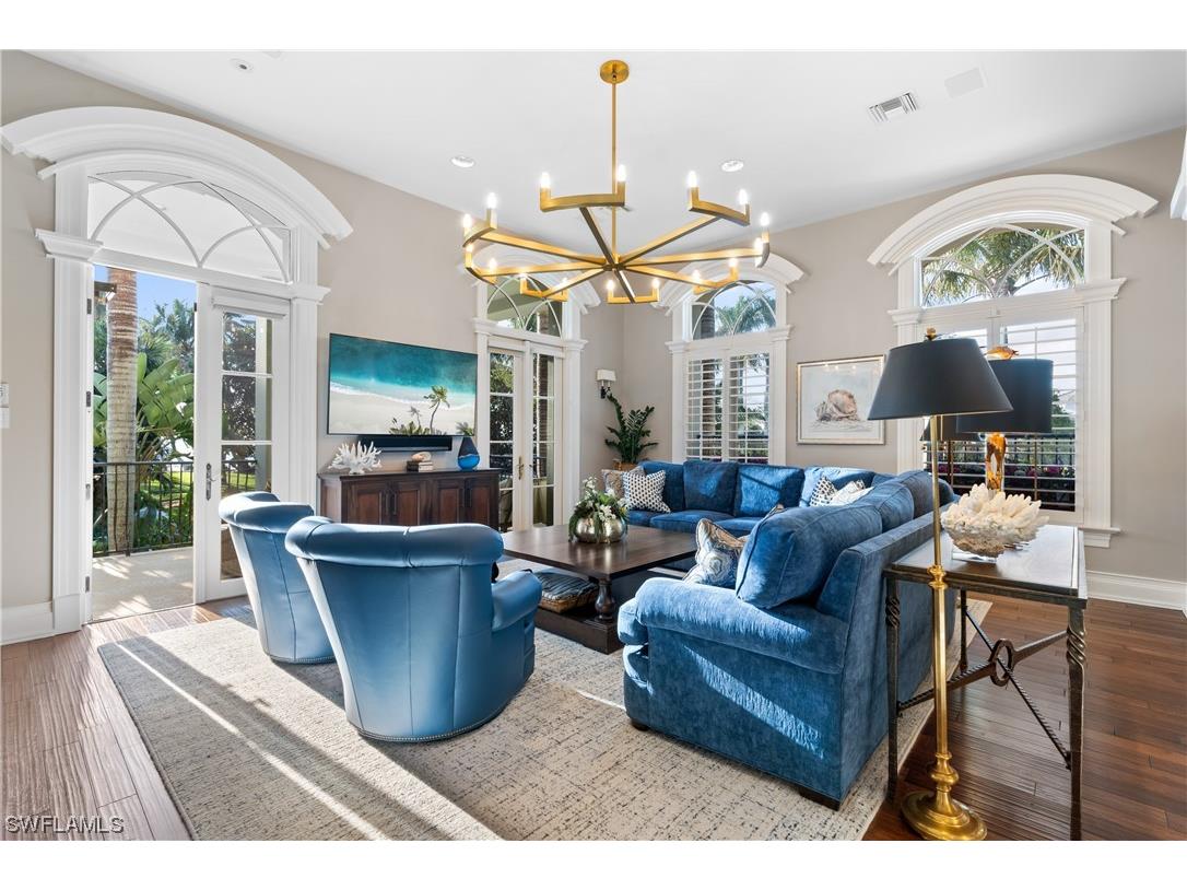 40 5th Avenue S Naples FL 34102 224022030 image8