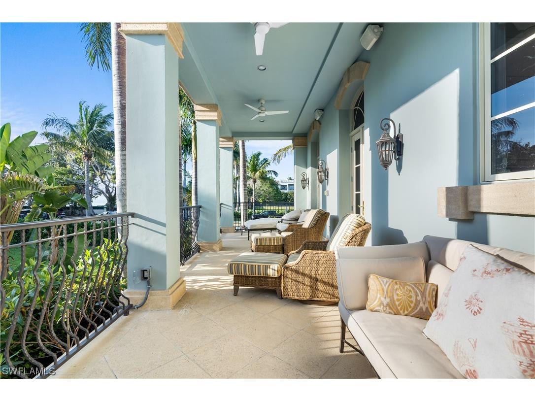 40 5th Avenue S Naples FL 34102 224022030 image9