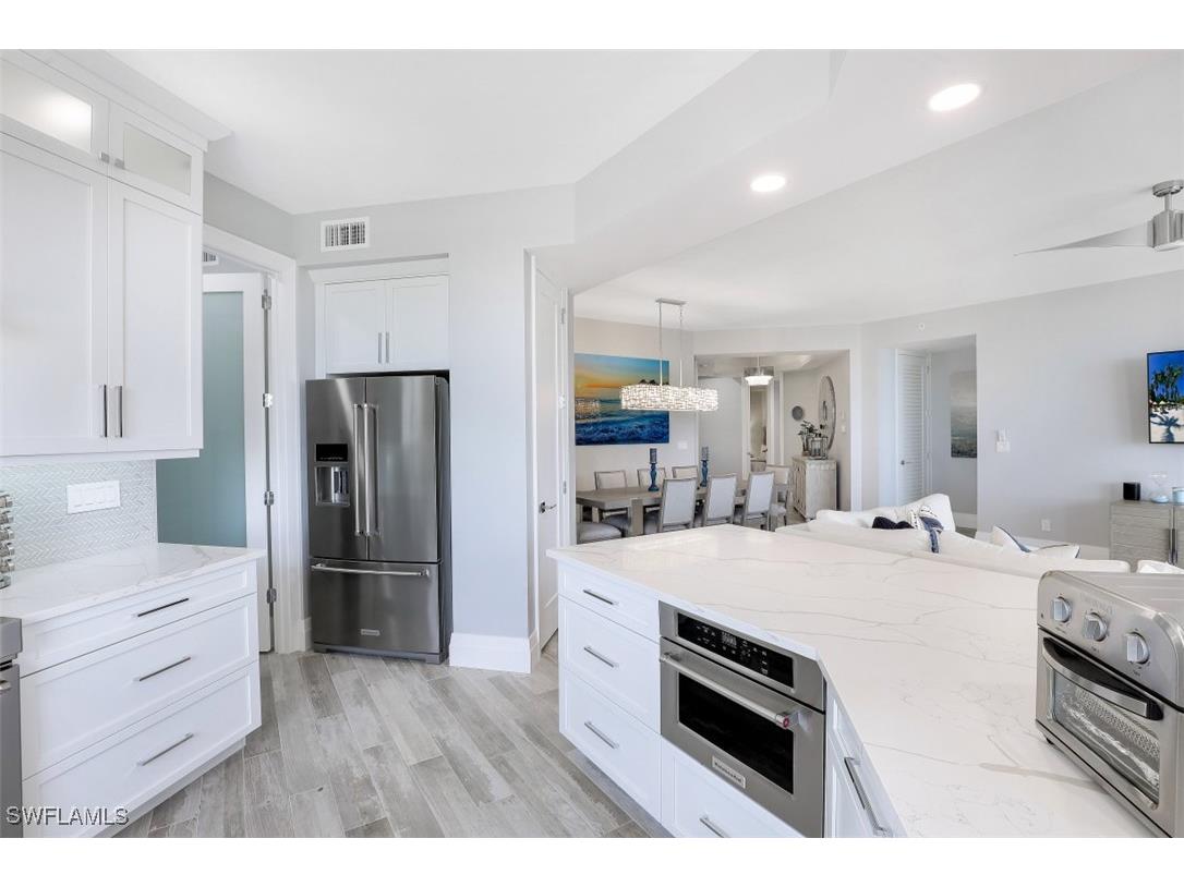 400 Flagship Drive #802 Naples FL 34108 225043639 image12