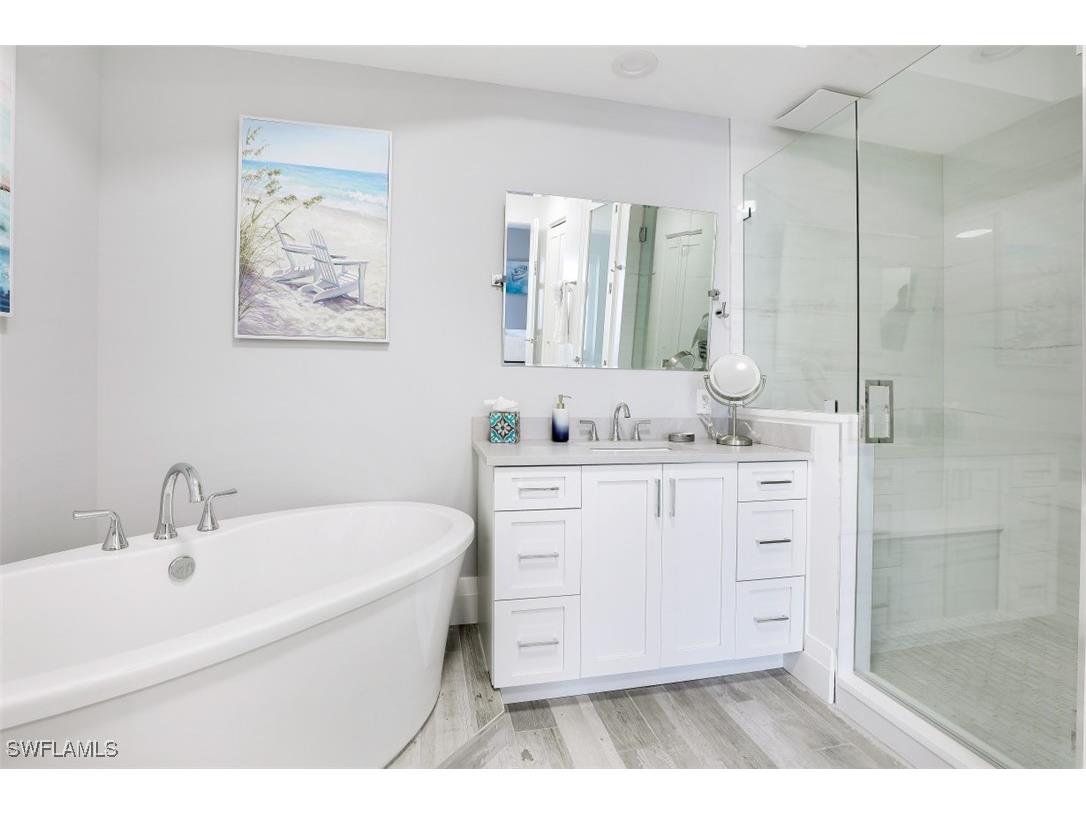 400 Flagship Drive #802 Naples FL 34108 225043639 image18