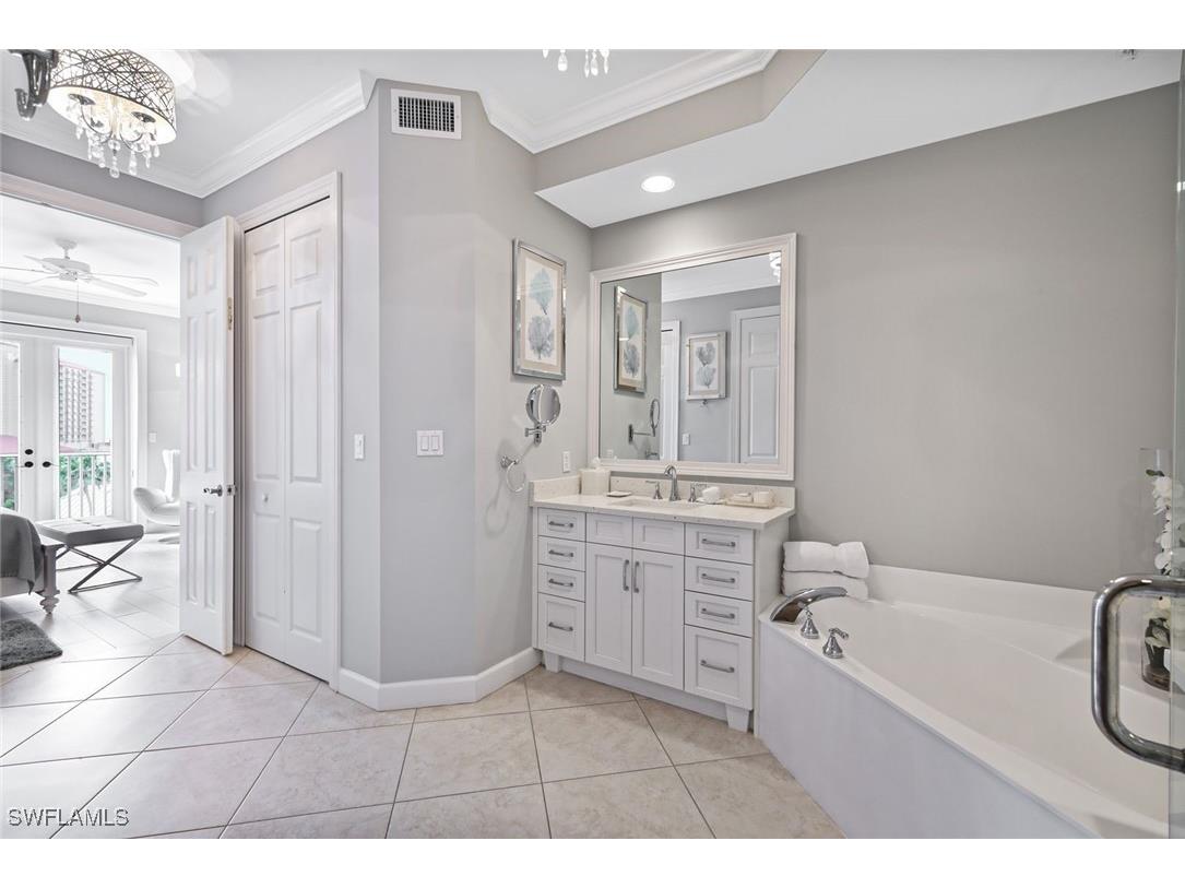 400 Flagship Drive #602 Naples FL 34108 225047266 image16