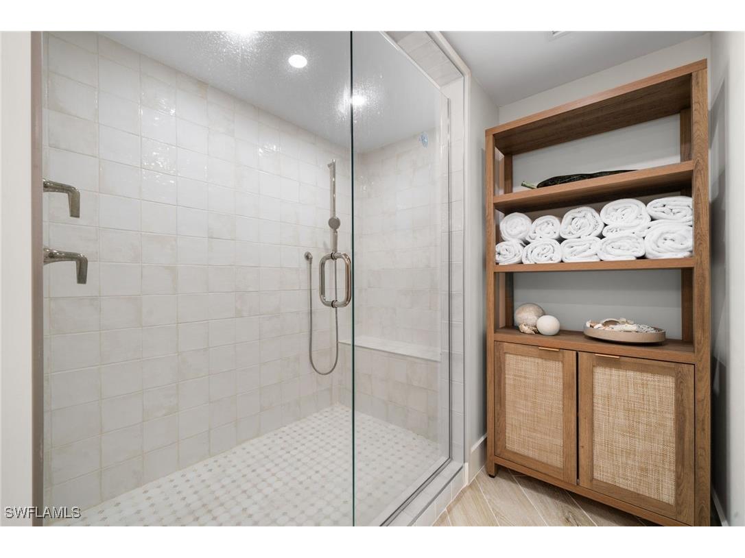 4001 Gulf Shore Boulevard N #1000 Naples FL 34103 225047976 image33