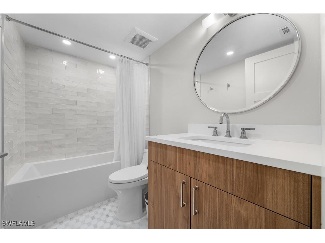 4001 Gulf Shore Boulevard N #1000 Naples FL 34103 225047976 image34