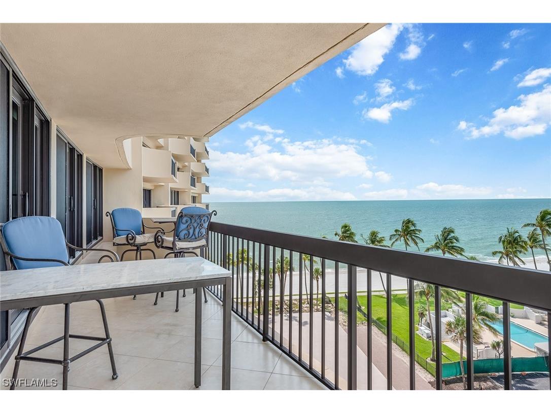 4001 Gulf Shore Boulevard N #700 Naples FL 34103 223060034 image1