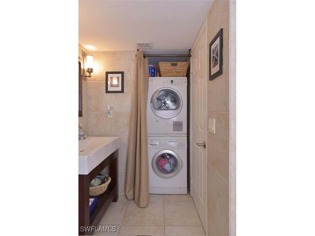 4001 Gulf Shore Boulevard N #707 Naples FL 34103 225026349 image23