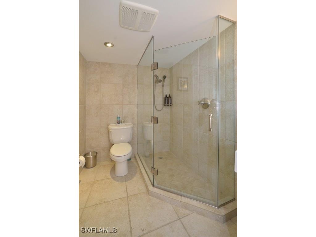 4001 Gulf Shore Boulevard N #707 Naples FL 34103 225026349 image24