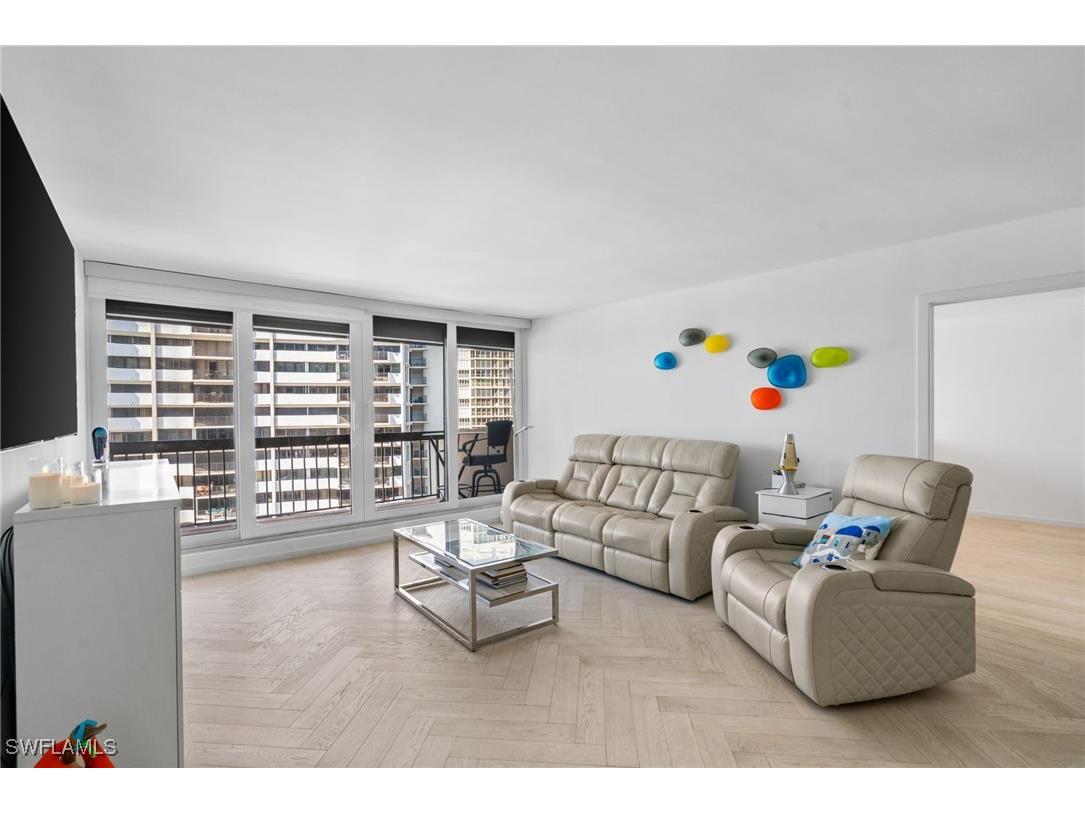 4001 Gulf Shore Boulevard N #802 Naples FL 34103 225030935 image12