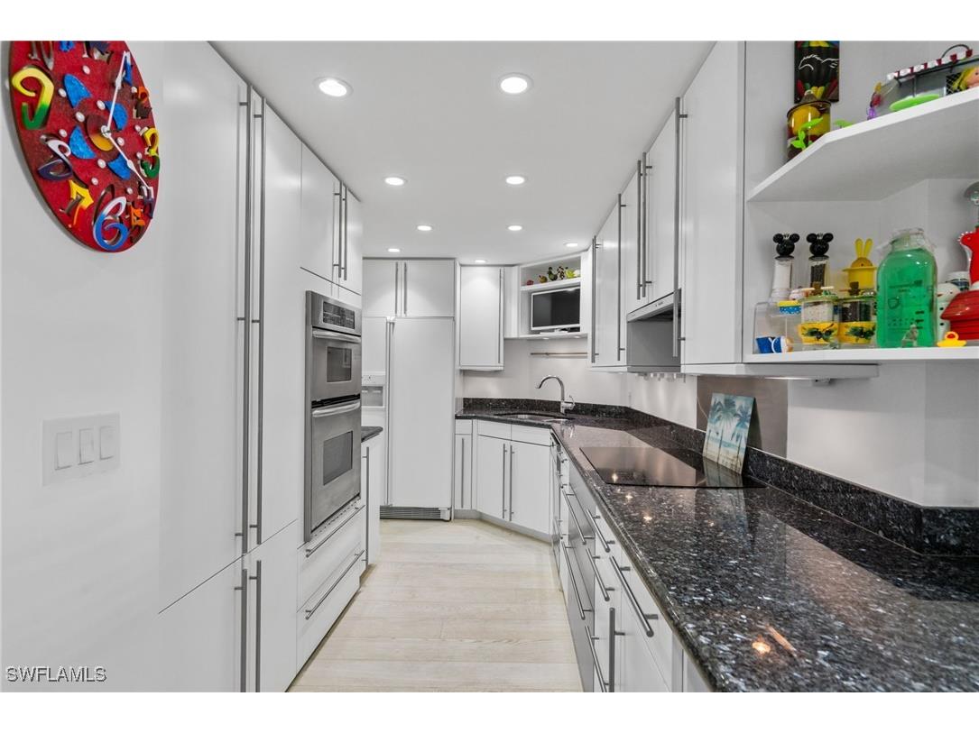 4001 Gulf Shore Boulevard N #802 Naples FL 34103 225030935 image9