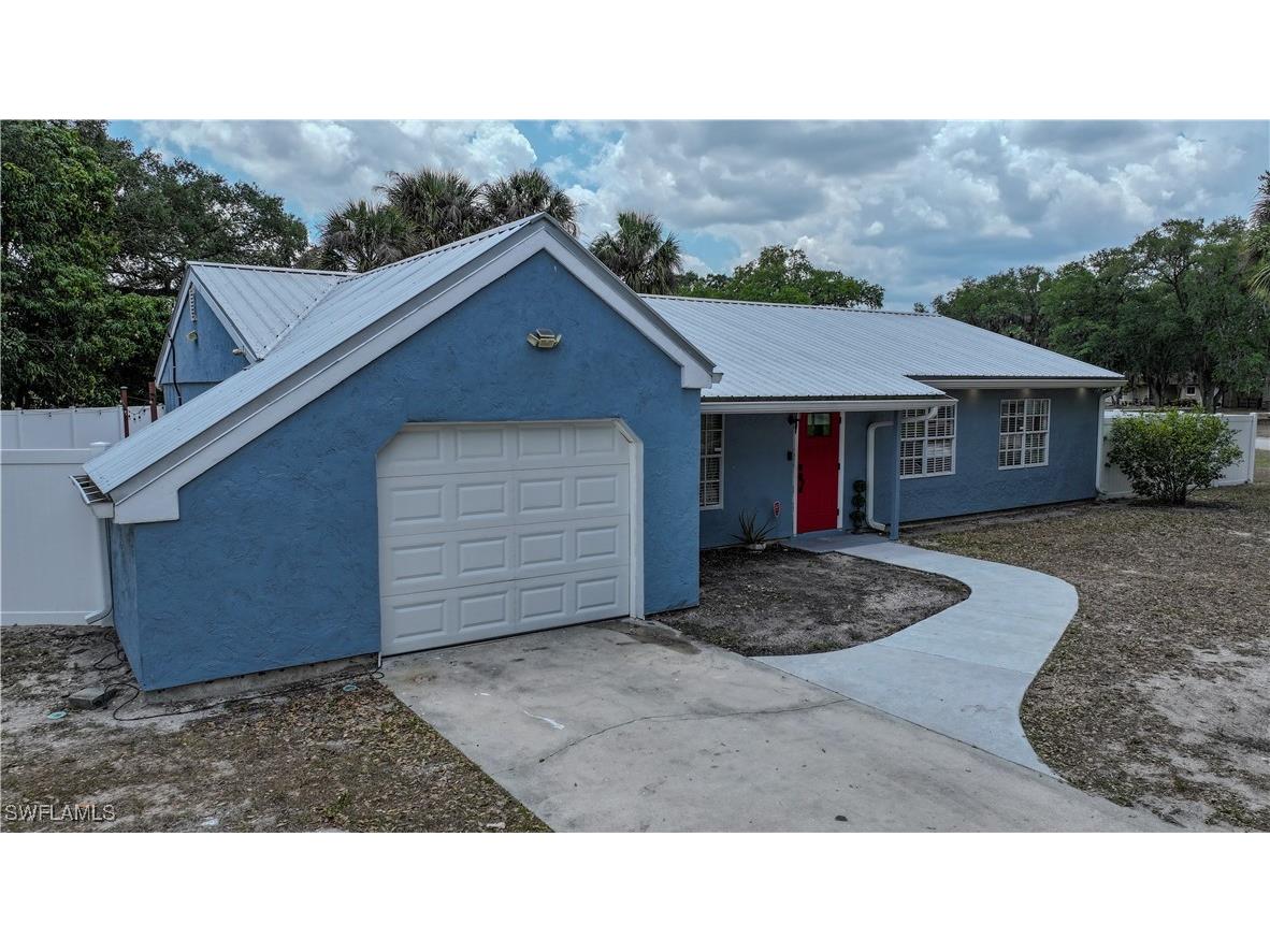 4002 Cascade Ln Labelle FL 33935 225046009 image1