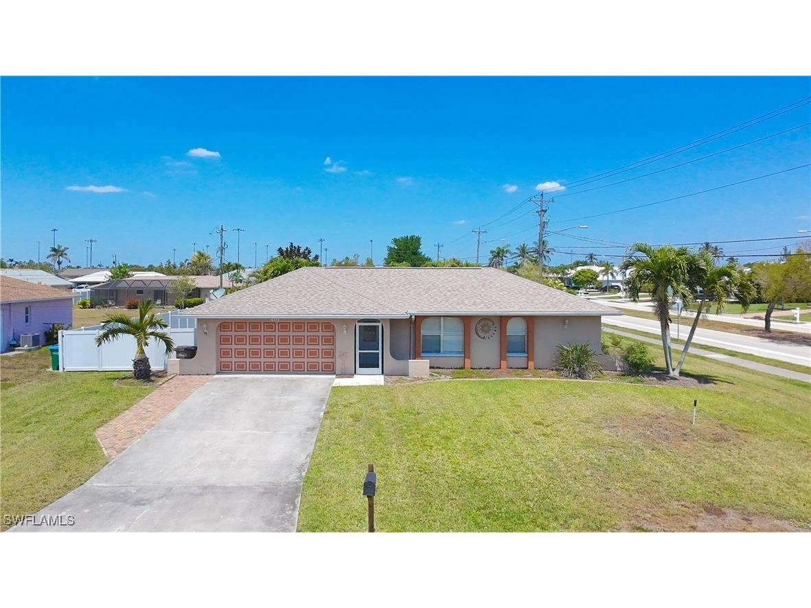 401 SW 43rd Terrace Cape Coral FL 33914 225038518 image1