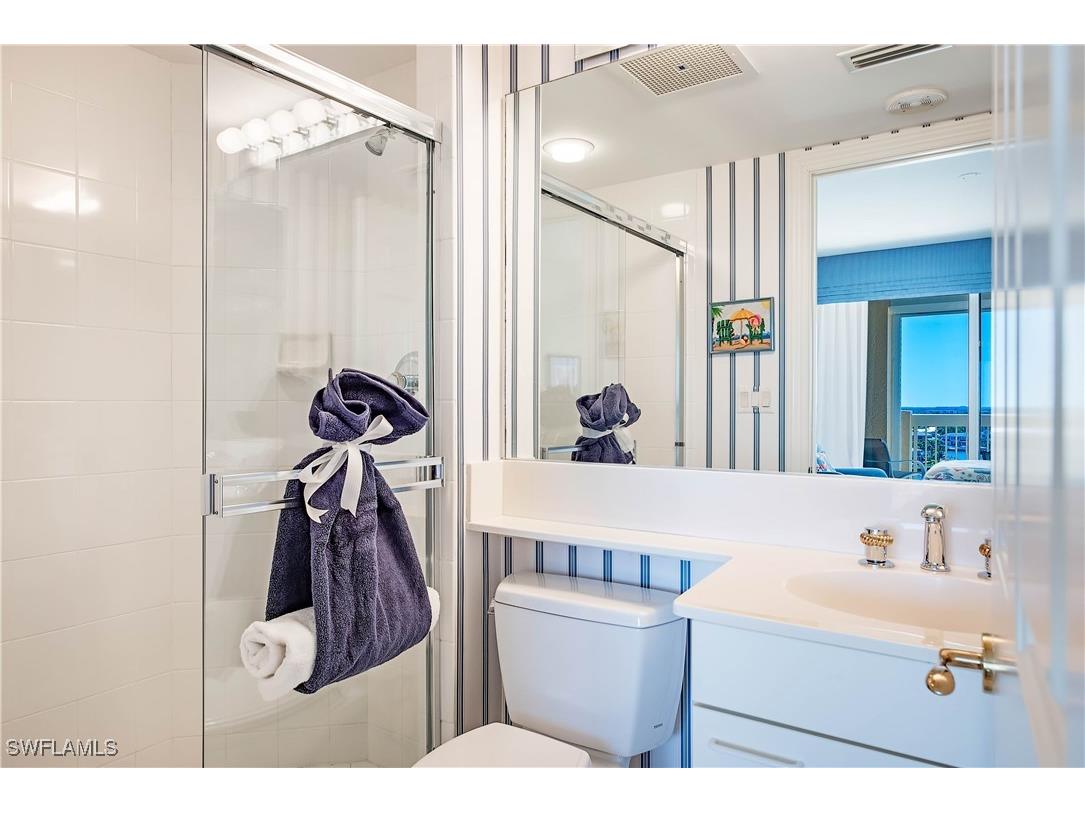 4021 Gulf Shore Boulevard N #1006 Naples FL 34103 225018571 image14