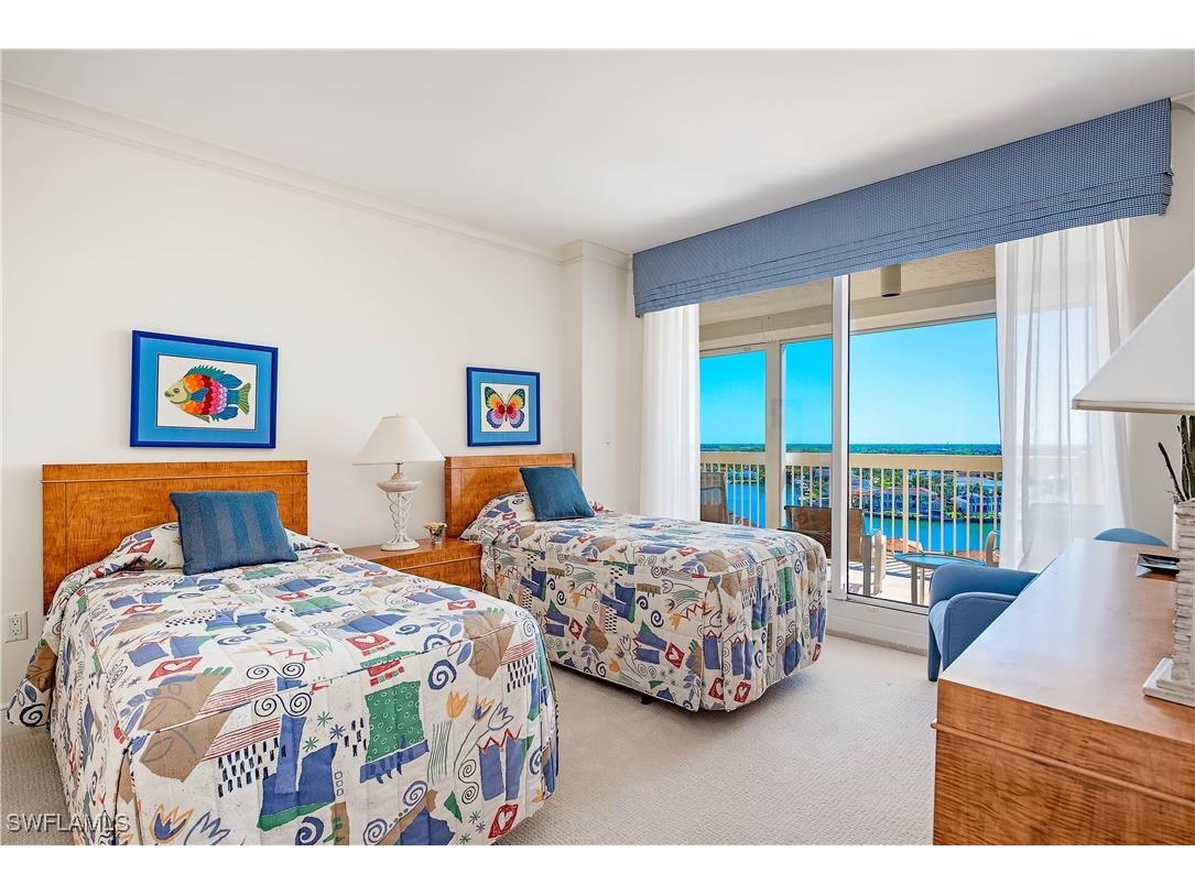 4021 Gulf Shore Boulevard N #1006 Naples FL 34103 225018571 image15