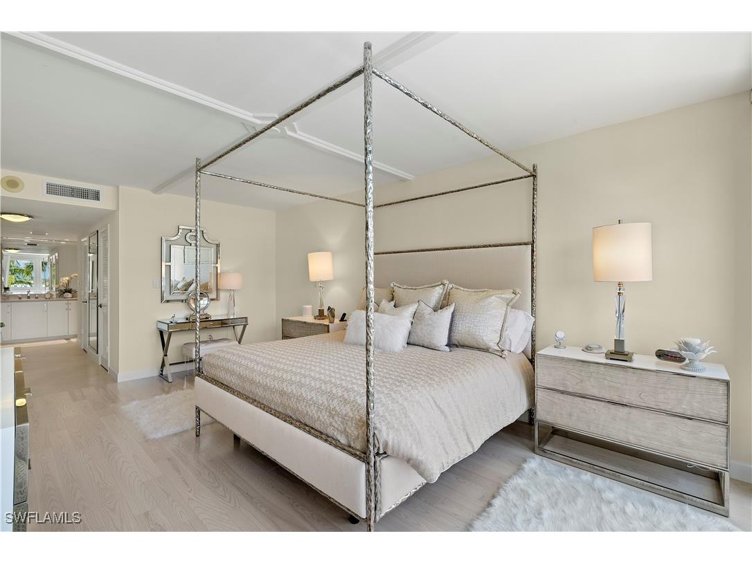 4031 Gulf Shore Boulevard N #3E Naples FL 34103 225036055 image13