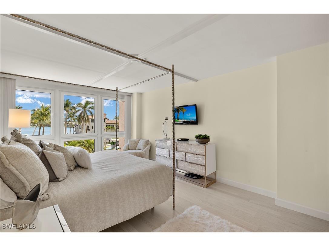 4031 Gulf Shore Boulevard N #3E Naples FL 34103 225036055 image14