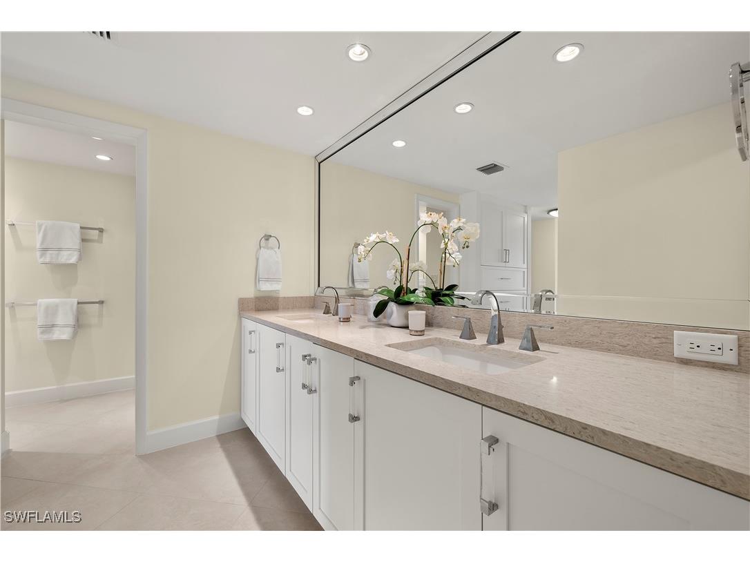 4031 Gulf Shore Boulevard N #3E Naples FL 34103 225036055 image18