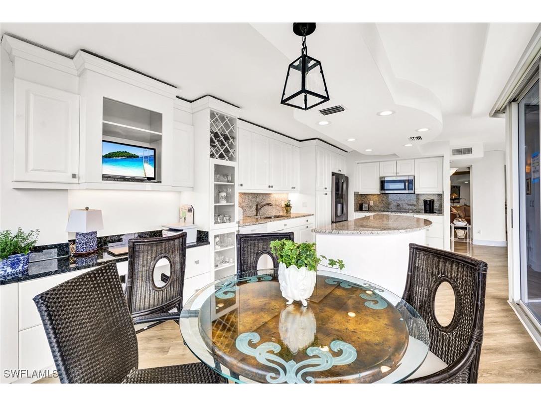 4041 Gulf Shore Boulevard N #1002 Naples FL 34103 225032563 image18