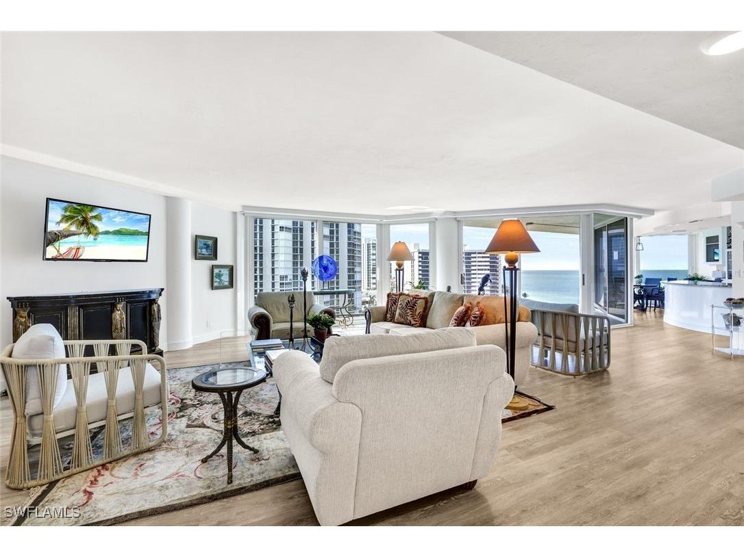 4041 Gulf Shore Boulevard N #1002 Naples FL 34103 225032563 image2