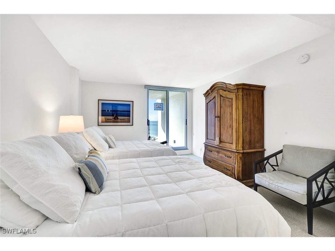 4041 Gulf Shore Boulevard N #1002 Naples FL 34103 225032563 image24