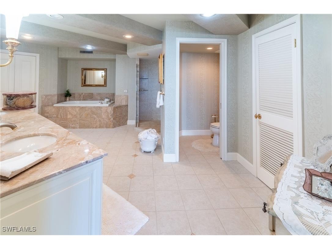 4041 Gulf Shore Boulevard N #1007 Naples FL 34103 225009179 image24