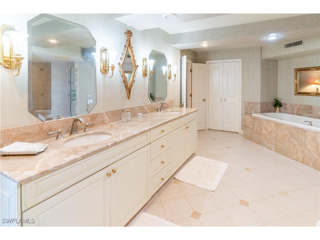 4041 Gulf Shore Boulevard N #1007 Naples FL 34103 225009179 image27