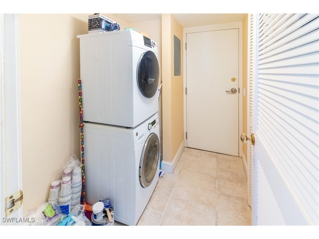 4041 Gulf Shore Boulevard N #1007 Naples FL 34103 225009179 image34