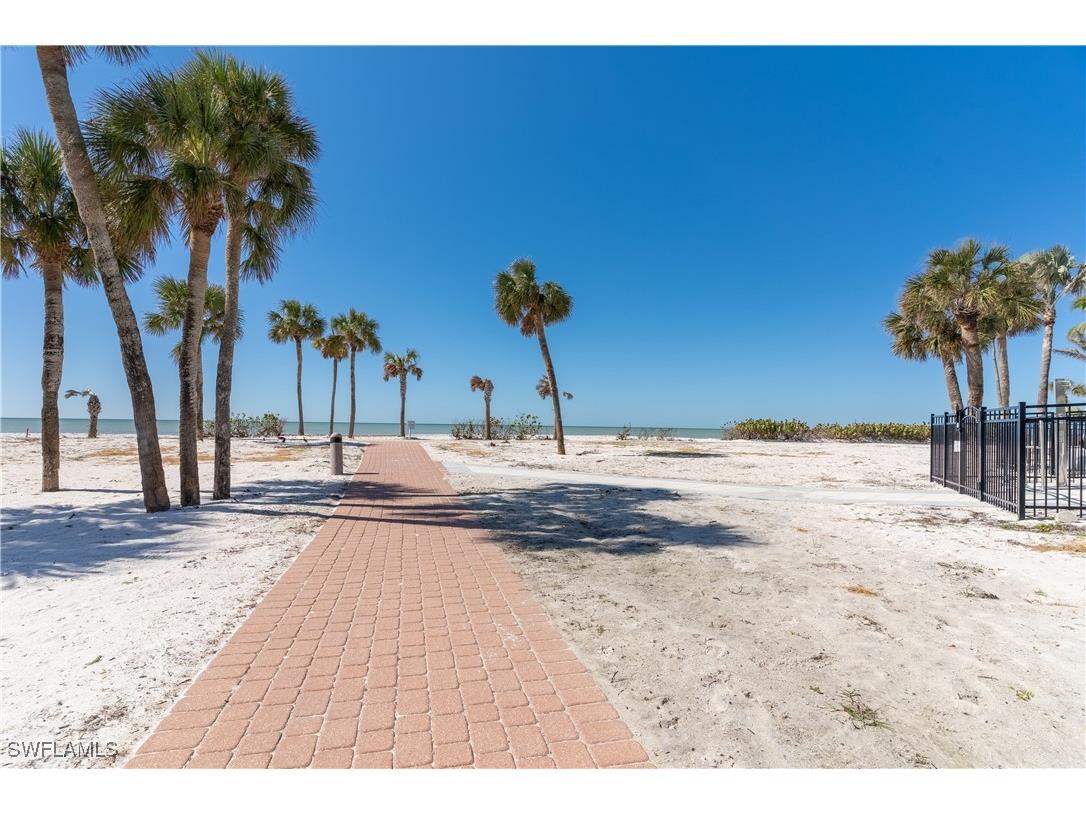 4041 Gulf Shore Boulevard N #1007 Naples FL 34103 225009179 image43