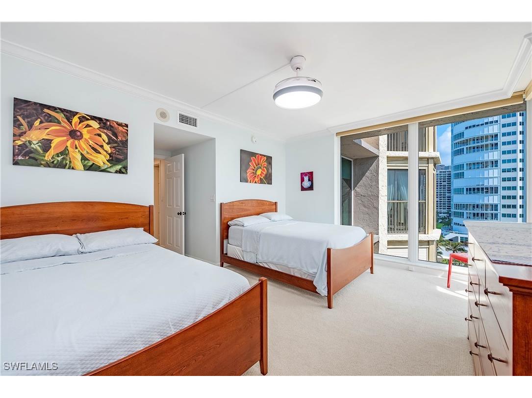 4051 Gulf Shore Boulevard N #1000 Naples FL 34103 225036189 image11