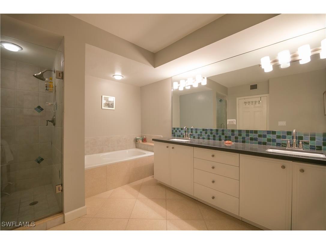 4051 Gulf Shore Boulevard N #700 Naples FL 34103 225050574 image8