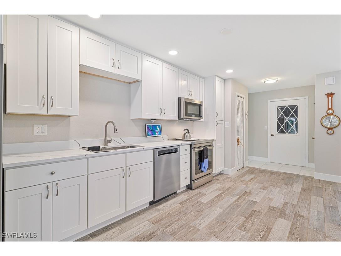 4051 Orange Grove Boulevard North Fort Myers FL 33903 225006377 image14