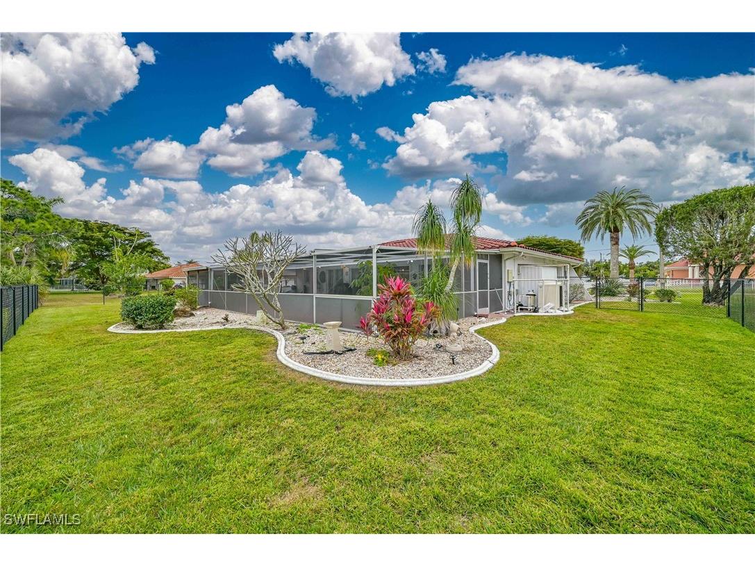 4051 Orange Grove Boulevard North Fort Myers FL 33903 225006377 image34