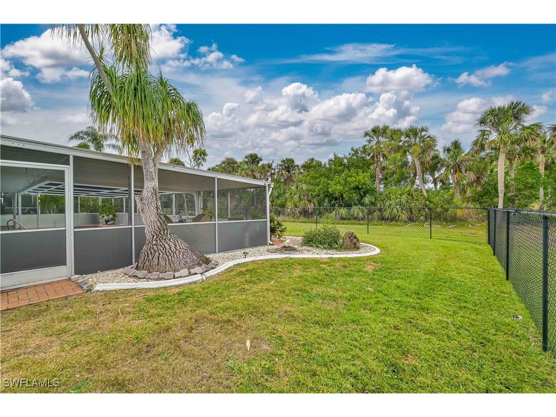 4051 Orange Grove Boulevard North Fort Myers FL 33903 225006377 image35