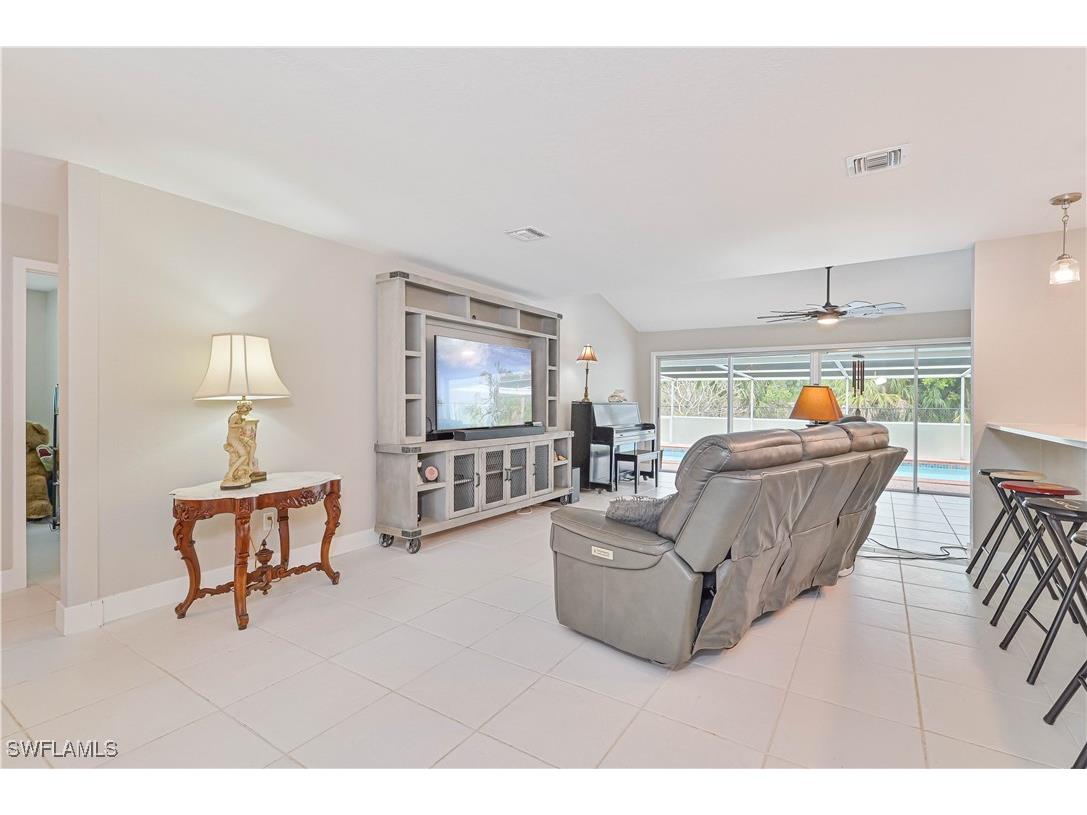 4051 Orange Grove Boulevard North Fort Myers FL 33903 225006377 image7