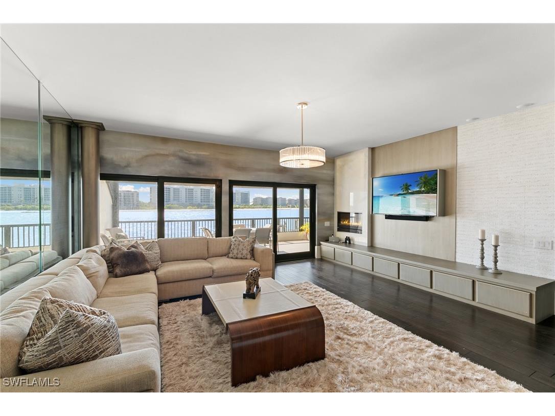 406 La Peninsula Boulevard #406 Naples FL 34113 224102125 image10