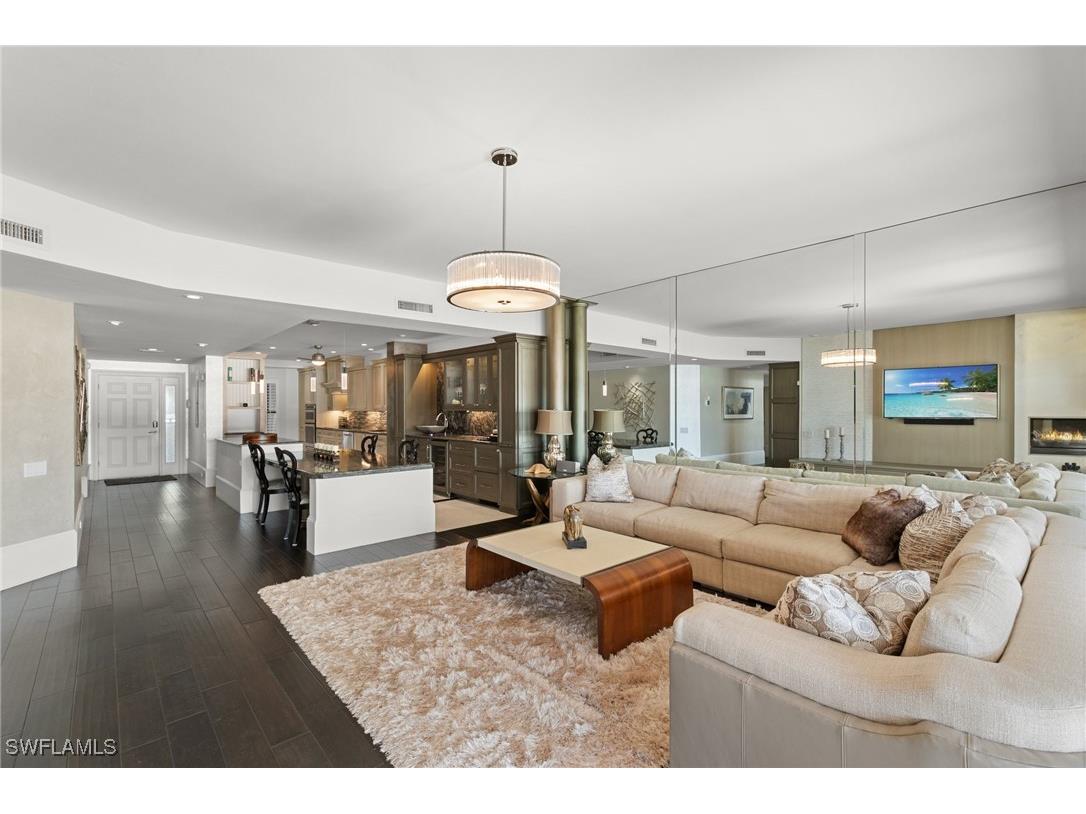 406 La Peninsula Boulevard #406 Naples FL 34113 224102125 image8