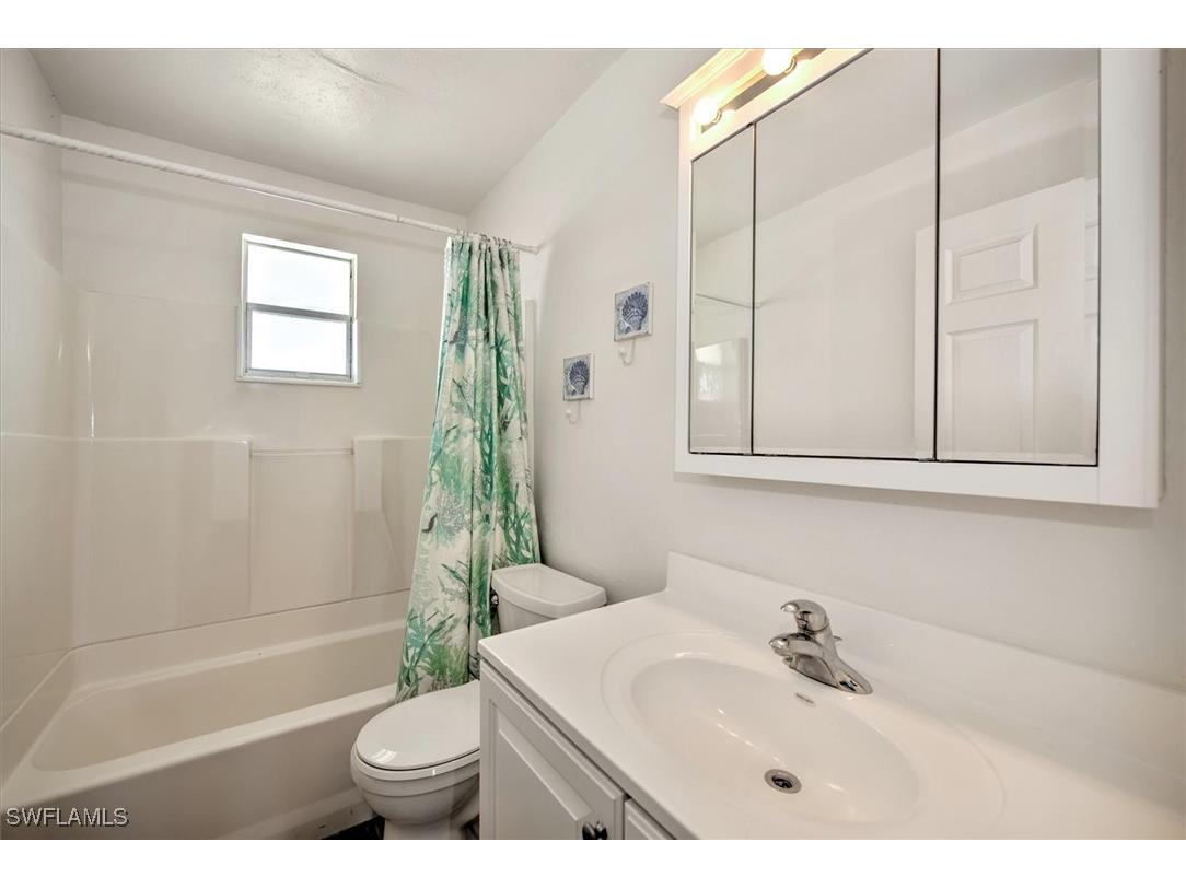 407 Lazy Way Fort Myers Beach FL 33931 225010233 image25