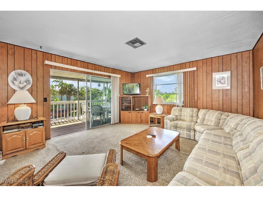 407 Lazy Way Fort Myers Beach FL 33931 225010233 image5