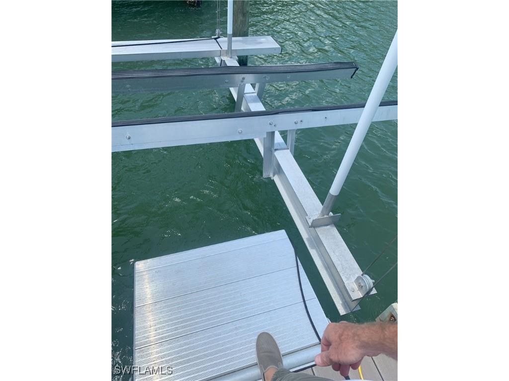 4090 Gulf Shore Boulevard N Naples FL 34103 225047766 image3