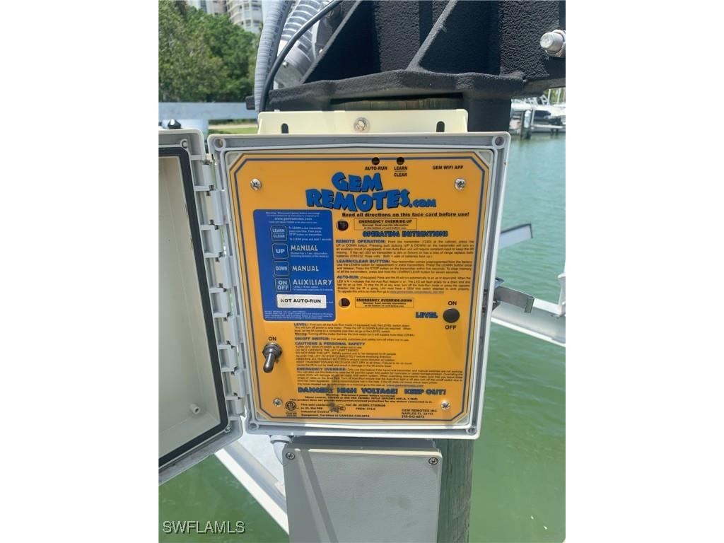 4090 Gulf Shore Boulevard N Naples FL 34103 225047766 image6